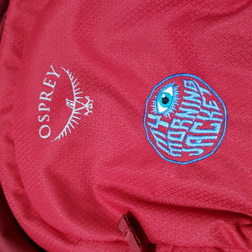 Osprey Cosmic Red Daylite Backpack 13 L NEW NWT $60 - Picture 3 of 9